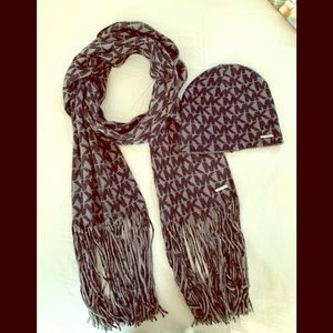 MICHAEL Michael KORS Hat & Scarf